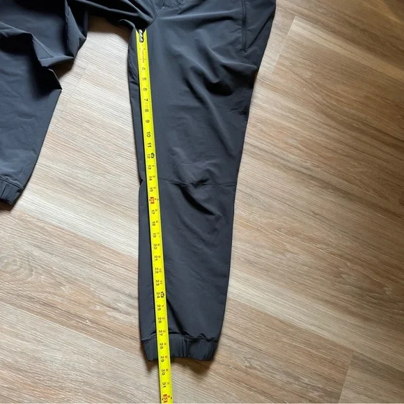 Men’s The North Face Black Jogger Pants large - Picture 4 of 10